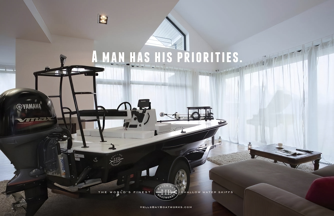 HB Marquesa on a Ram-Lin with blackout package sitting in the Living Room.